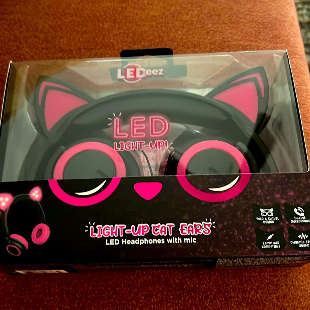 Light Up Cat Ears - LED Headphones
